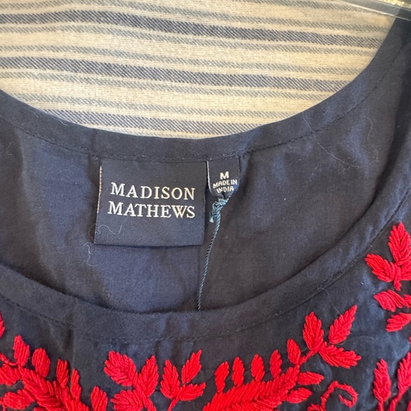 Madison Mathews Smocked Top Blue Red Embroidered Sleeveless Blouse - Size Medium - Picture 5 of 7